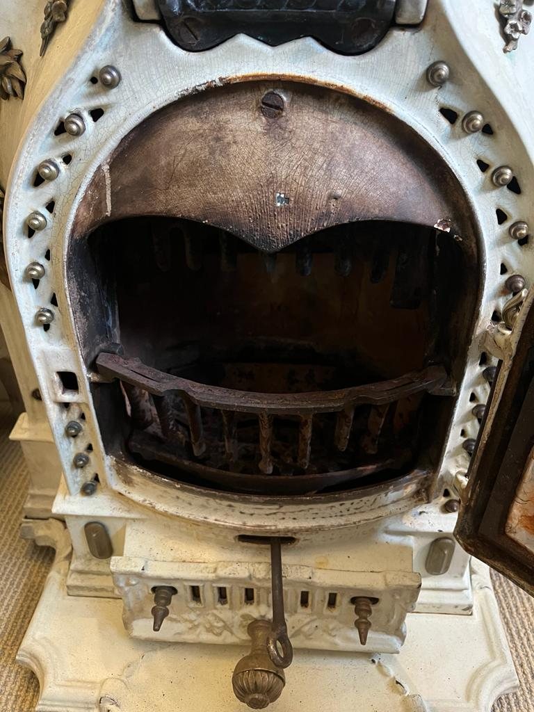 The firebox and grate before restoration