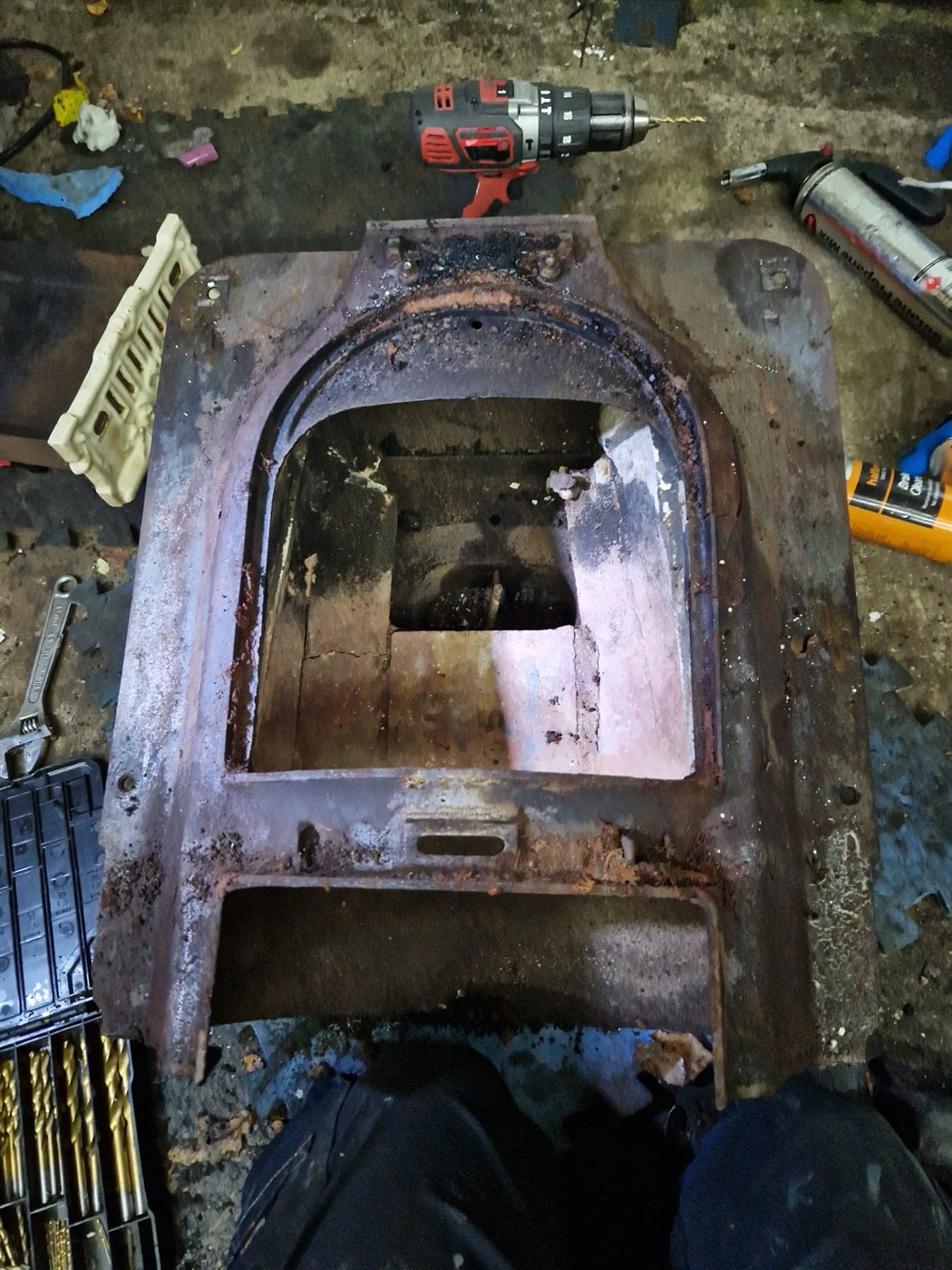 The rusted cast iron body once stripped down